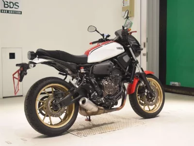 Yamaha XSR700