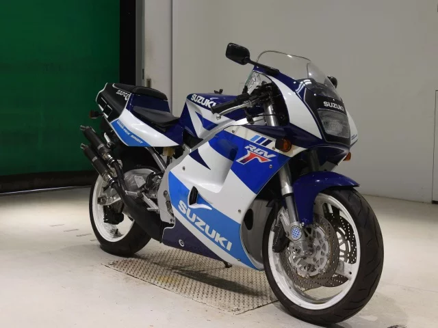 Suzuki RGV250  с аукциона в Японии