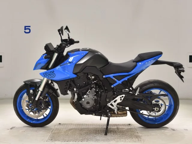 Suzuki GSX-8S  с аукциона в Японии