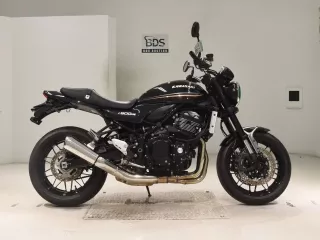 Kawasaki Z900RS