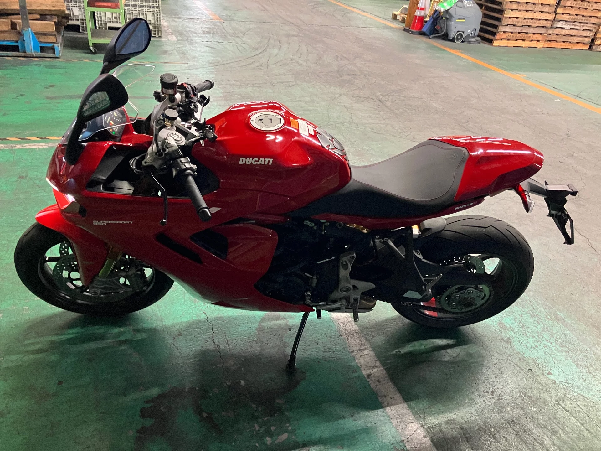 Ducati DUCATI  SUPER  SPORT 950S  с аукциона в Японии