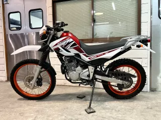 Yamaha SEROW 250