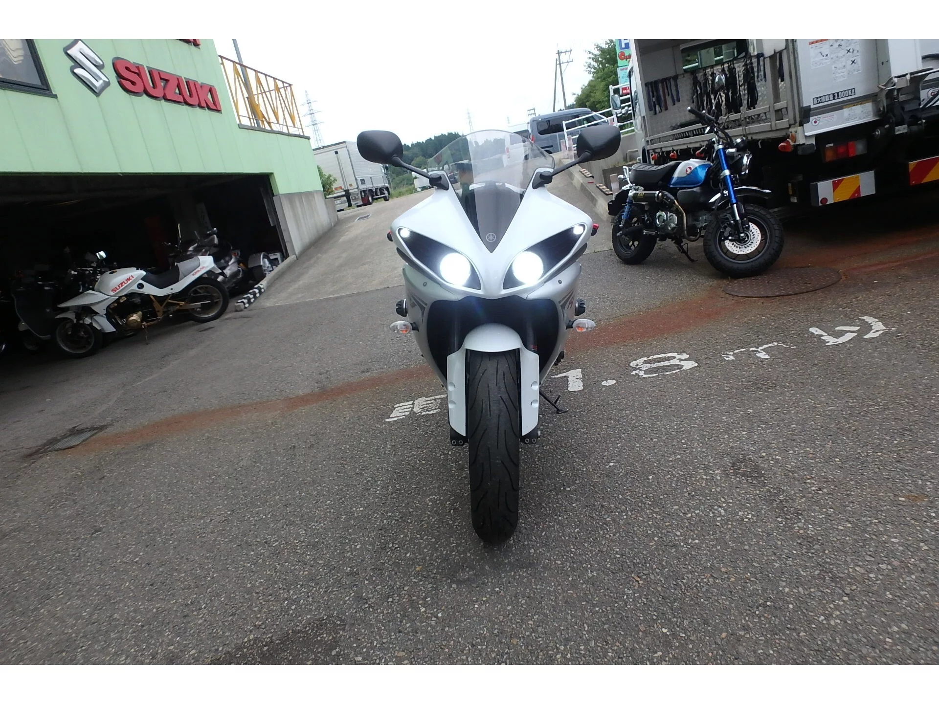 Yamaha YZF-R1  с аукциона в Японии