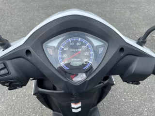 Suzuki ADDRESS V110