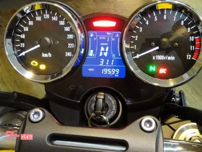Kawasaki Z900RS
