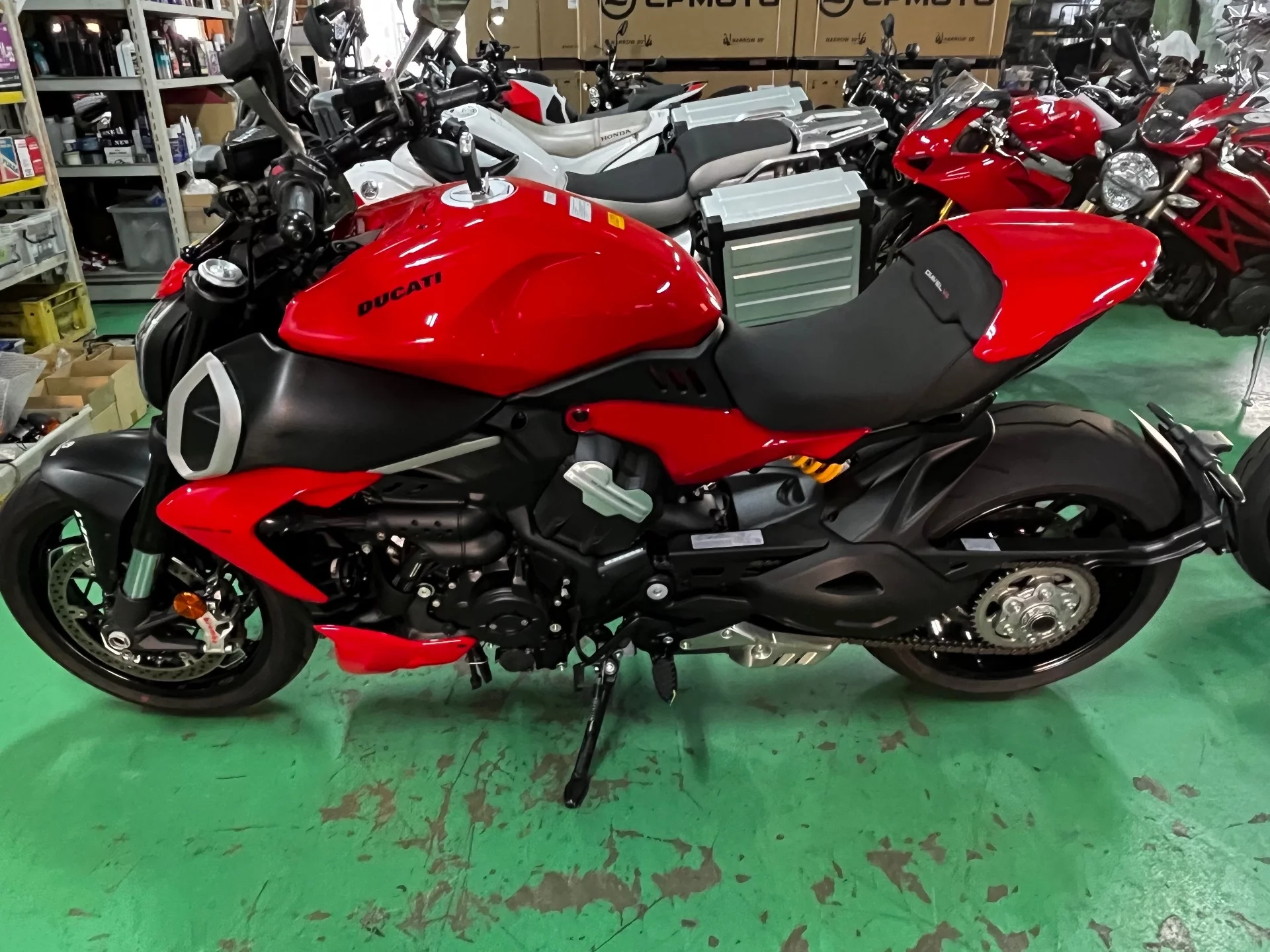 Ducati DUCATI  DIAVEL V4  с аукциона в Японии