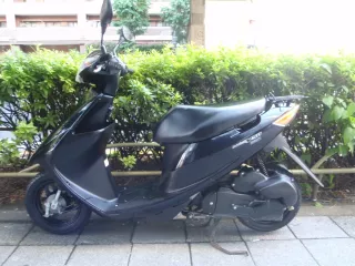 Suzuki ADDRESS V50