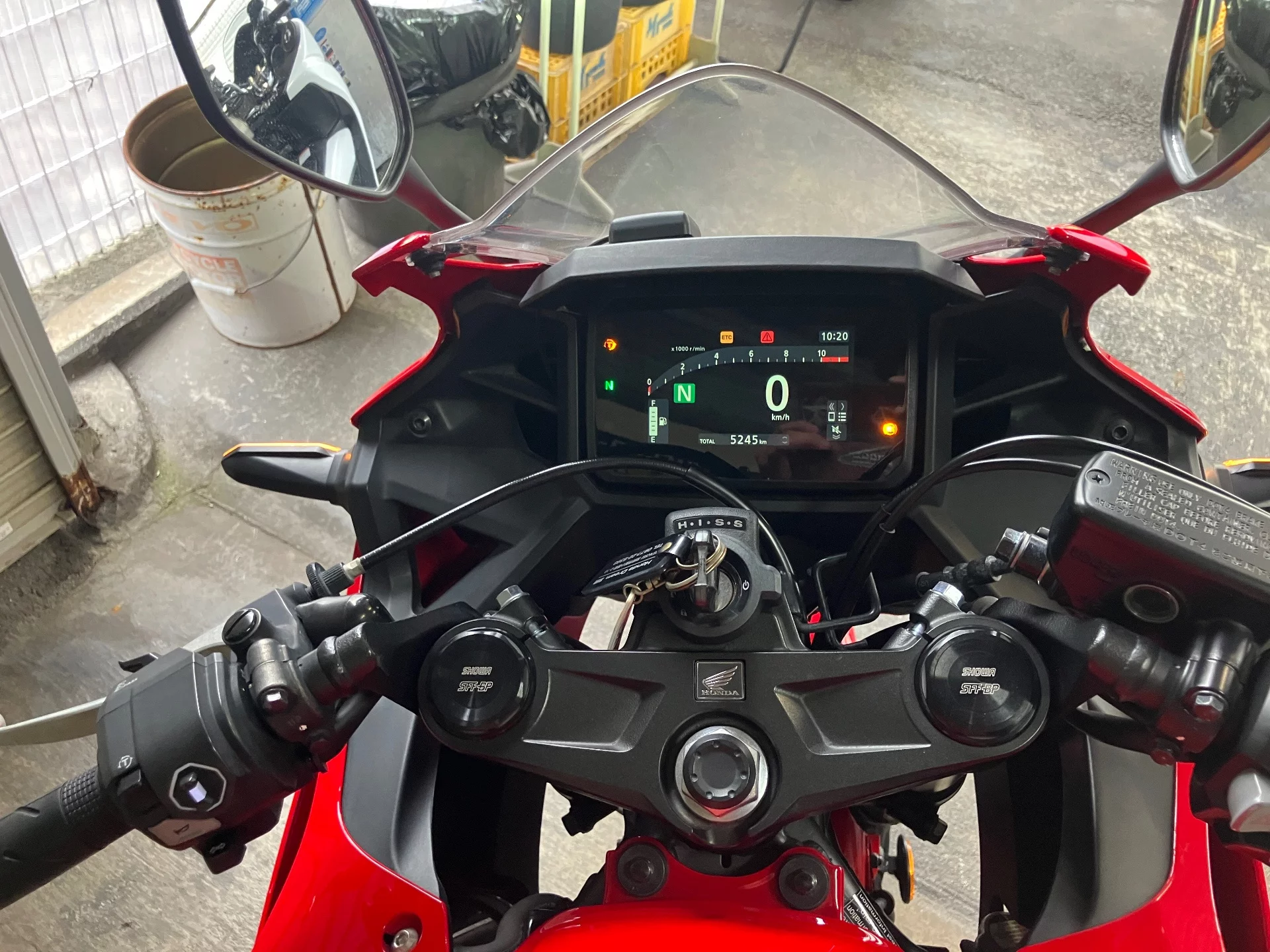 Honda CBR400R  с аукциона в Японии