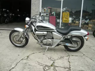 Honda V-TWIN MAGNA