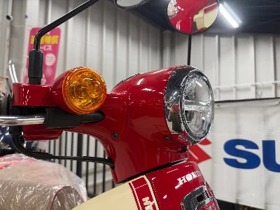 Honda SUPER CUB 50 HELLOKITTY