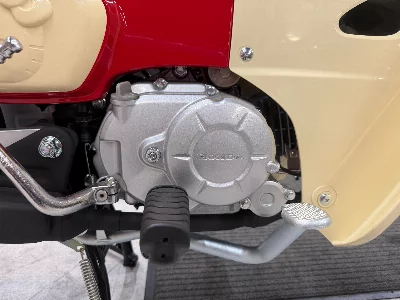 Honda SUPER CUB 50 HELLOKITTY