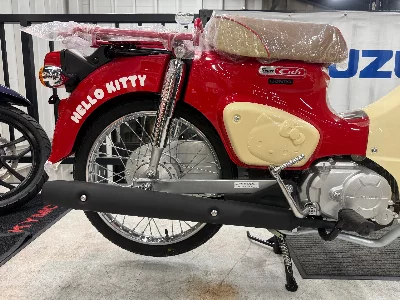 Honda SUPER CUB 50 HELLOKITTY