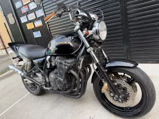 Suzuki INAZUMA 400