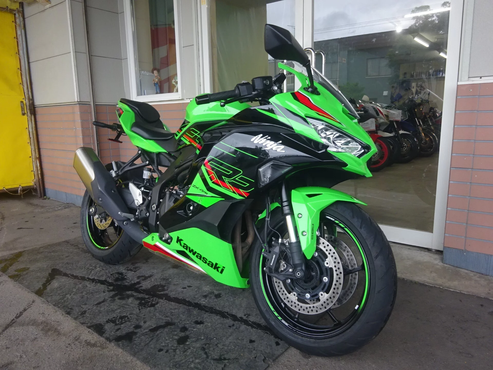 Kawasaki NINJA ZX-4RR  с аукциона в Японии