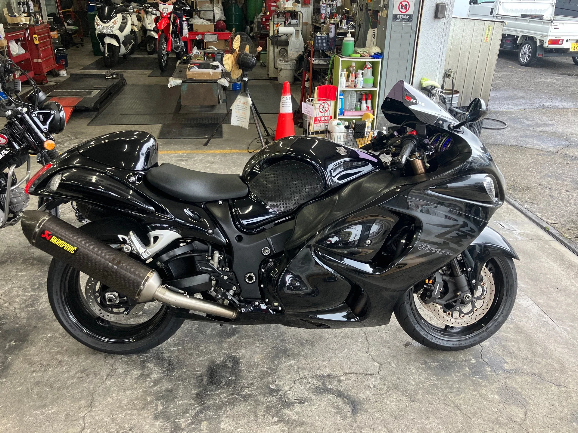 Suzuki GSX1300R HAYABUSA  с аукциона в Японии