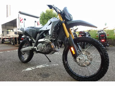 Suzuki DR-Z4S