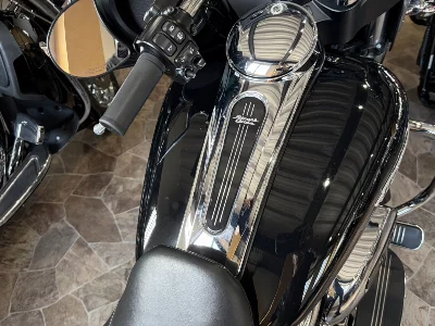 Harley-Davidson HARLEY FLHX1580