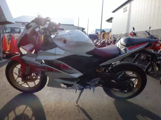 Yamaha YZF-R25 ABS с аукционов Японии