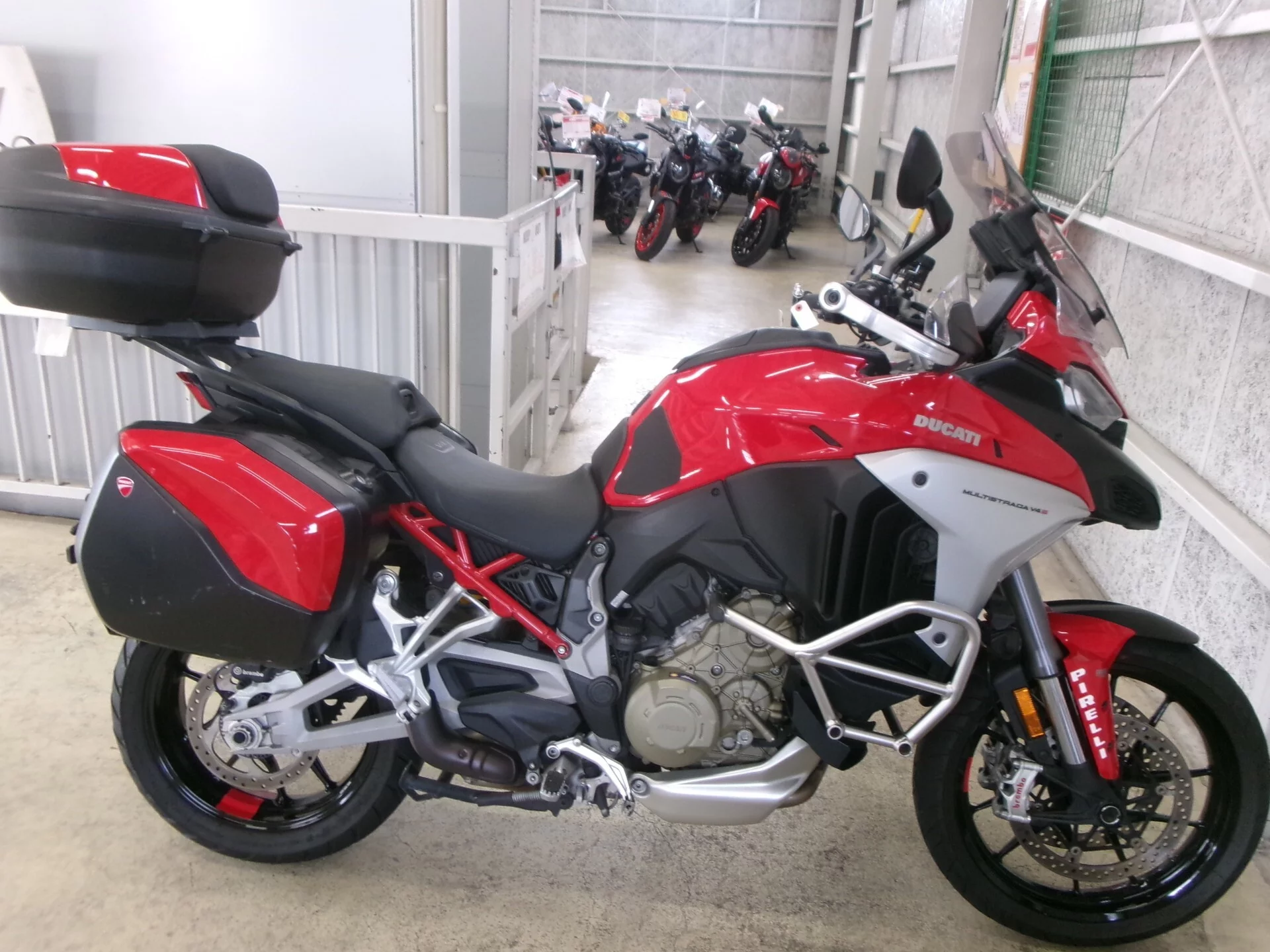 Ducati DUCATI  MULTI  STRADA V4S  с аукциона в Японии