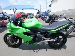 Kawasaki Ninja 400R
