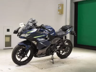 Kawasaki NINJA400-2