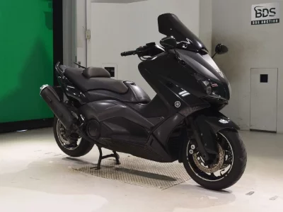 Yamaha T-MAX530