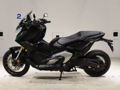 Honda X-ADV750-2