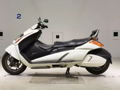 Suzuki GEMMA250