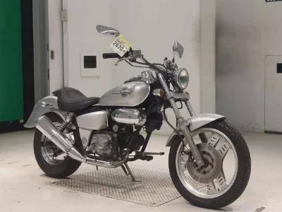 Honda MAGNA 50
