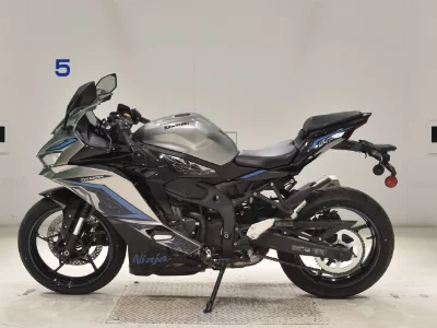 Kawasaki ZX-25R-2SE