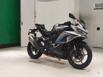 Kawasaki ZX-25R-2SE