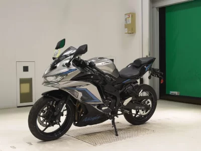 Kawasaki ZX-25R-2SE
