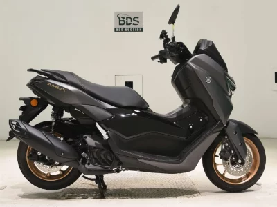 Yamaha NMAX155-3