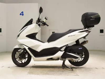 Honda PCX125-4