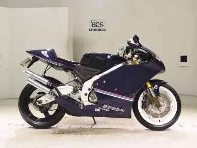 Suzuki RGV250