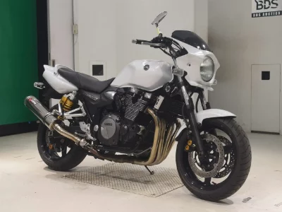 Yamaha XJR1300-2