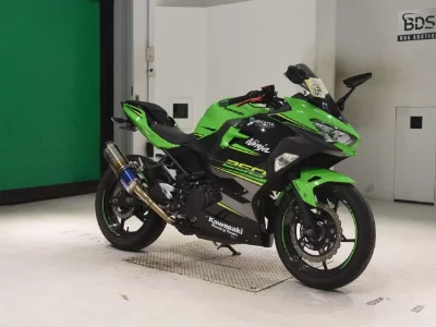 Kawasaki NINJA250-2