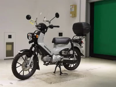 Honda  CROSS  CUB 110-3