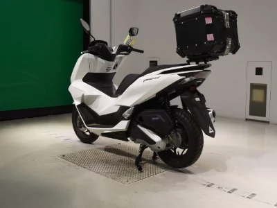 Honda PCX125-4
