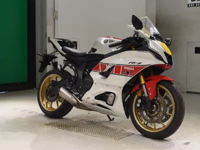 Yamaha YZF-R7-2