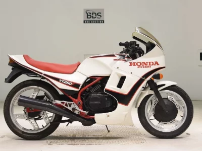 Honda VT250 INTEGRA