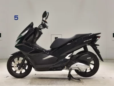 Honda PCX125-3