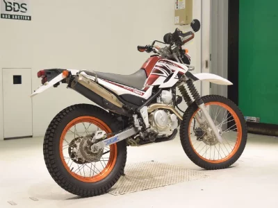 Yamaha SEROW 250-2