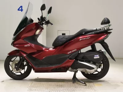 Honda PCX125-4