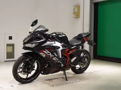 Kawasaki ZX-25R