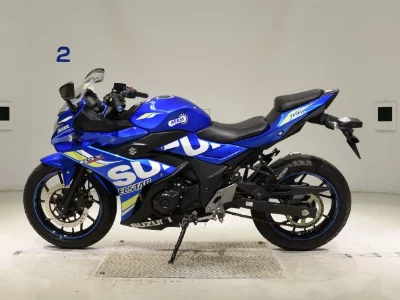 Suzuki GSX250R