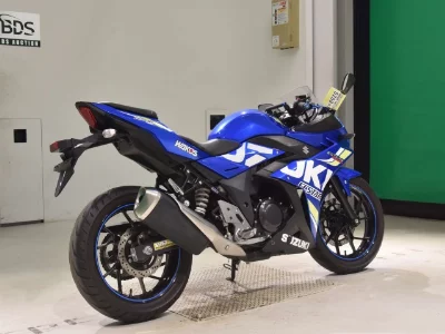 Suzuki GSX250R