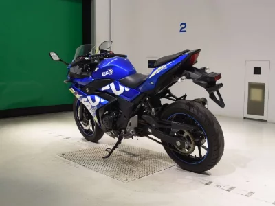 Suzuki GSX250R