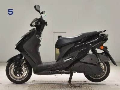 Yamaha  CYGNUS 125XSR-3