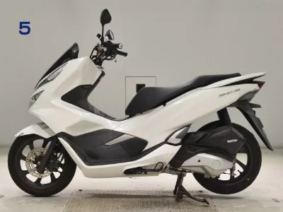Honda PCX125-3